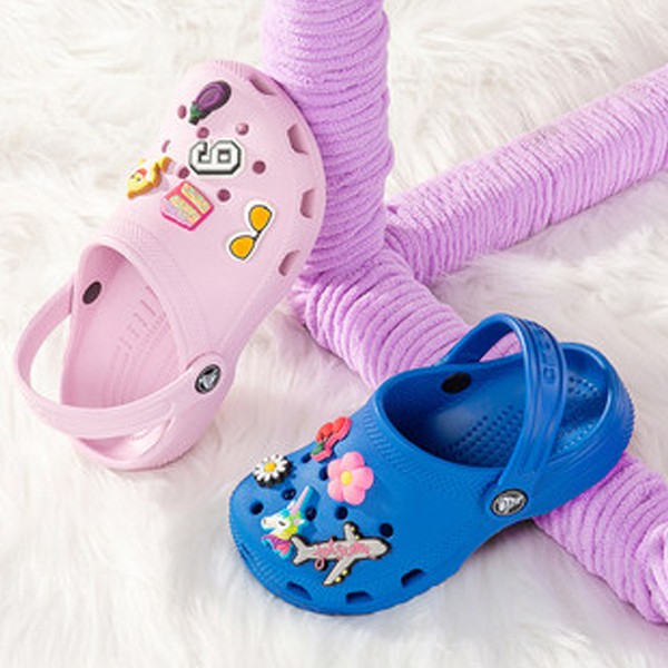 Bai-Jingting's-same-children's-shoes-Crocs